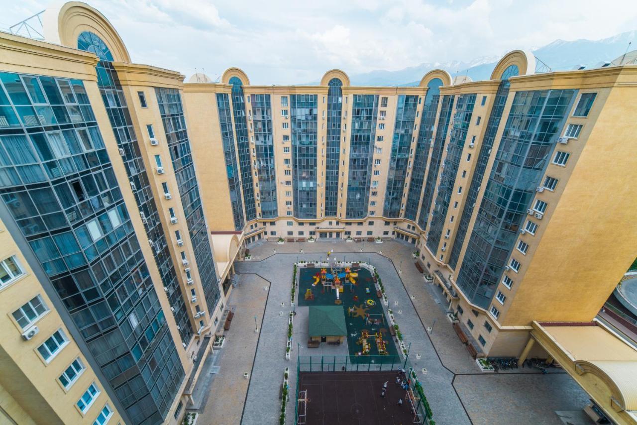 Hotel Manica Vavilon Almatý Exterior foto